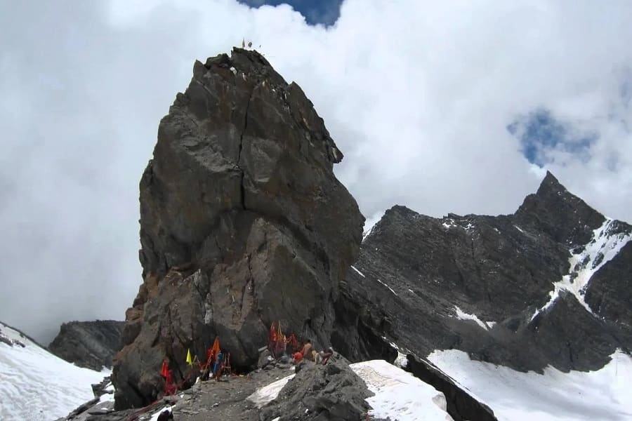 Shrikhand Mahadev Peak Trek