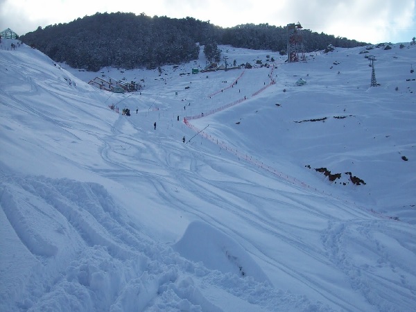 Auli Skiing Tour